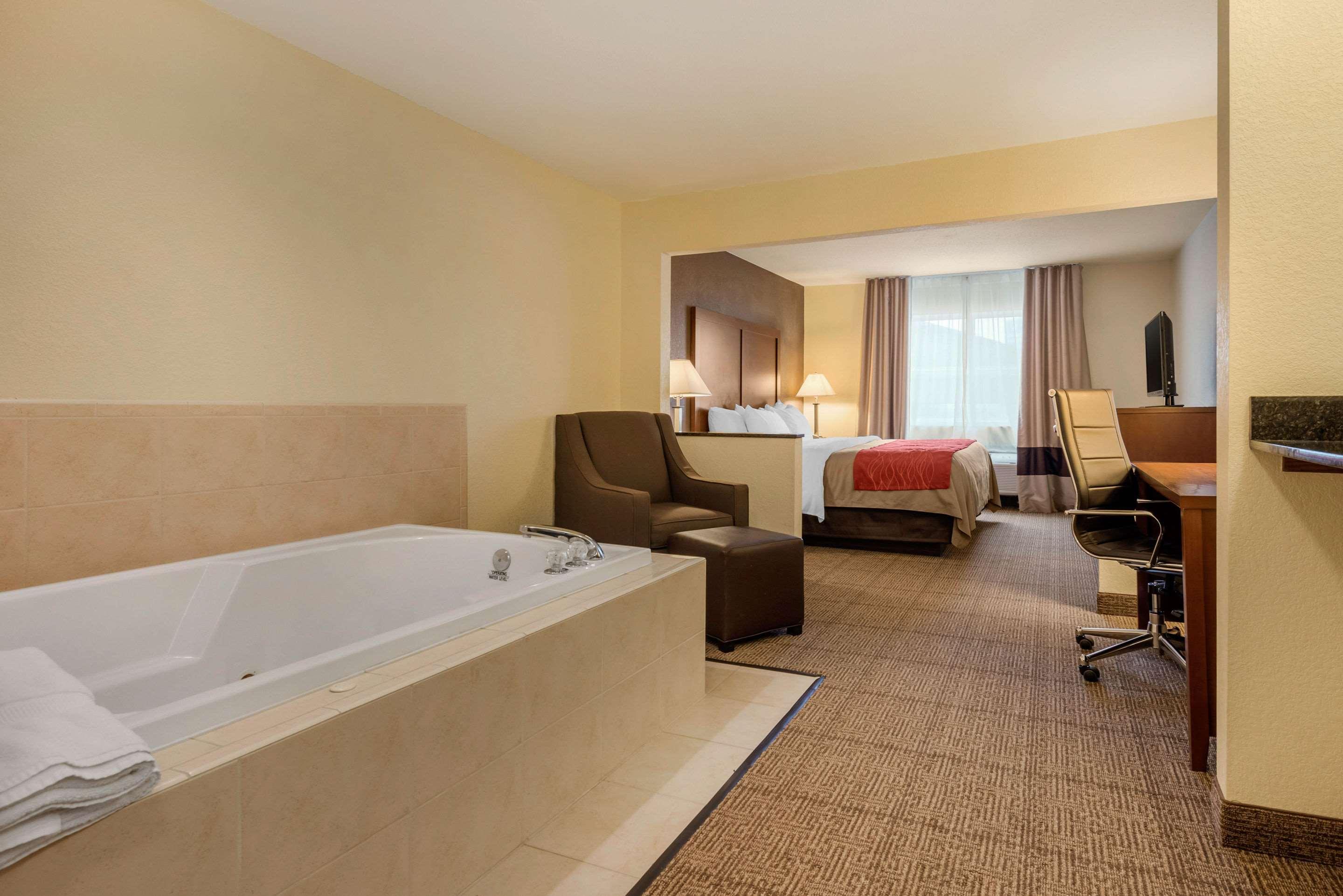 Comfort Inn Warren I-69 Kültér fotó